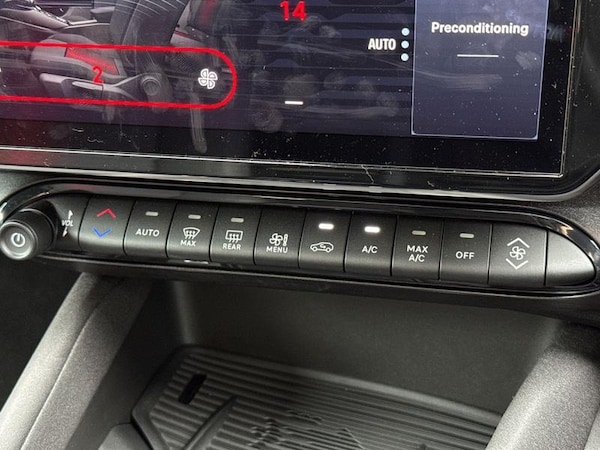 Used Alfa Romeo Junior 2024 for sale - 74974884: Photo 20