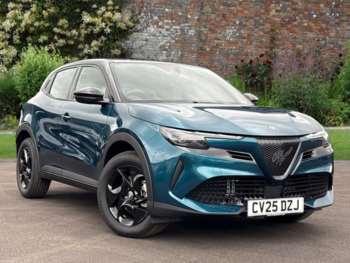 2025 - 1.2 Turbo Ibrida 5dr Auto Automatic