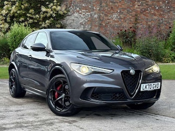 Used Alfa Romeo Stelvio 2020 for sale - 78755425: Photo