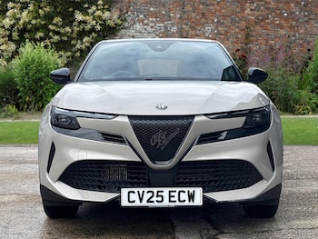 Used Alfa Romeo Junior 2025 for sale - 79548719: Photo