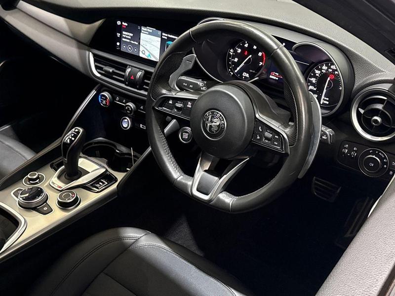 Used Alfa Romeo Giulia 2022 for sale - 76340208: Photo 3