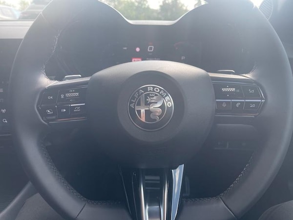 Used Alfa Romeo Junior 2025 for sale - 75475252: Photo 18