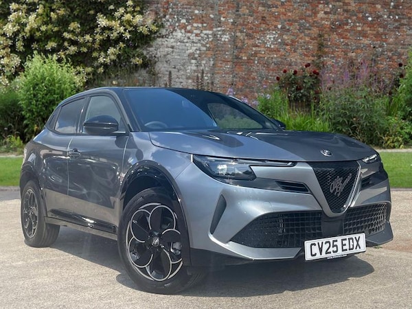 Used Alfa Romeo Junior 2025 for sale - 75475252: Photo 1