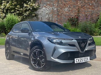 Used Alfa Romeo Junior 2025 for sale - 75475252: Photo