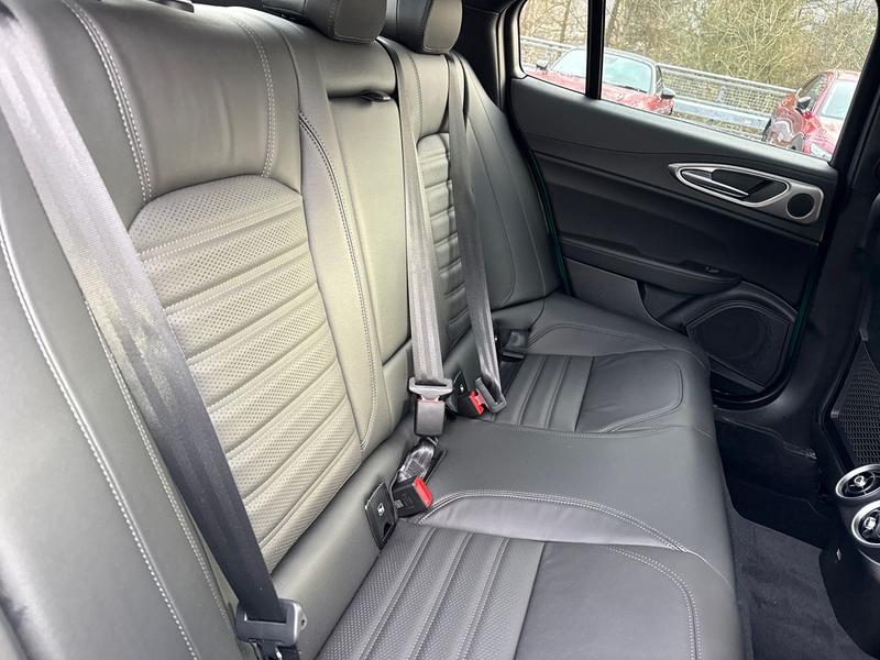 Used Alfa Romeo Giulia 2025 for sale - 77117316: Photo 11