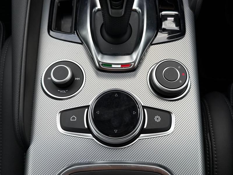 Used Alfa Romeo Giulia 2025 for sale - 77117316: Photo 18