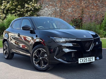 Used Alfa Romeo Junior 2025 for sale - 75475243: Photo