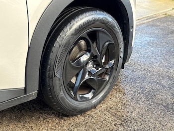 Used Alfa Romeo Junior 2025 for sale - 75922573: Photo