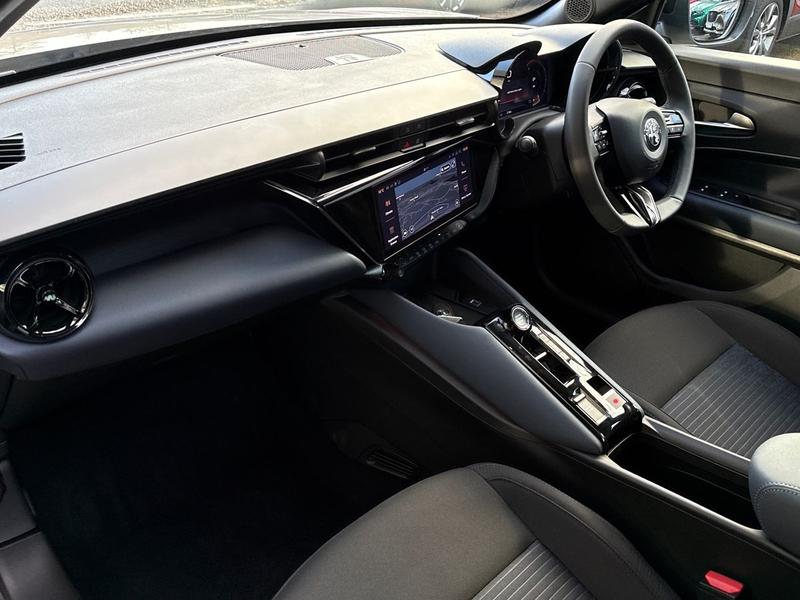 Used Alfa Romeo Junior 2025 for sale - 75922573: Photo 8