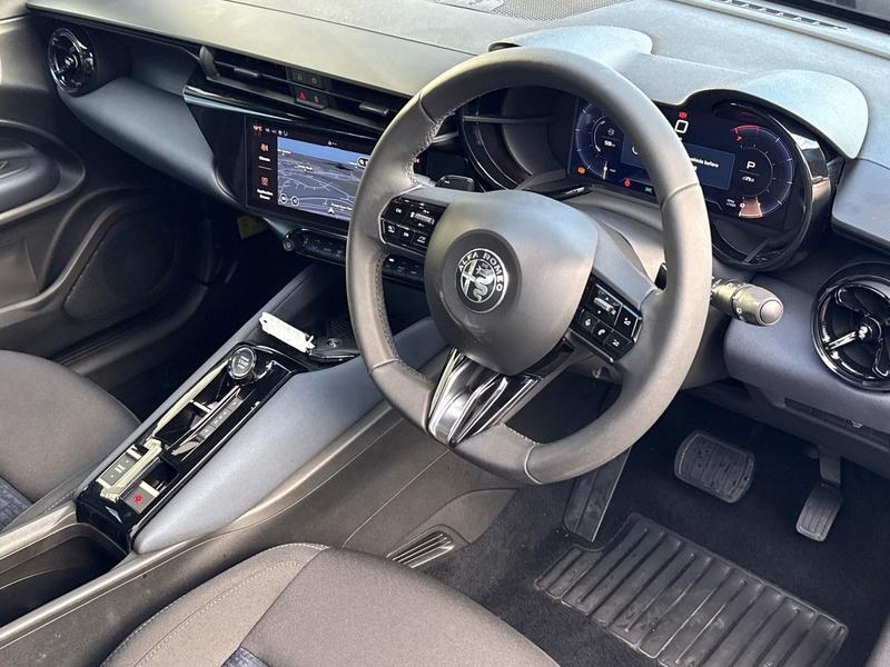 Used Alfa Romeo Junior 2025 for sale - 75922573: Photo 9