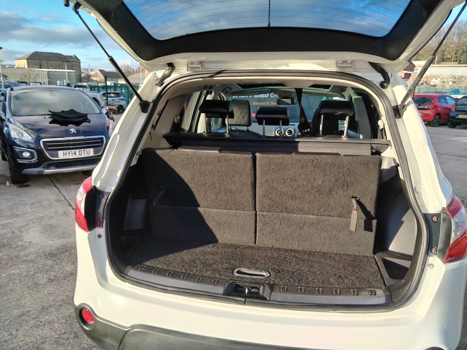 Used Nissan Qashqai+2 2013 for sale - 76758953: Photo 14