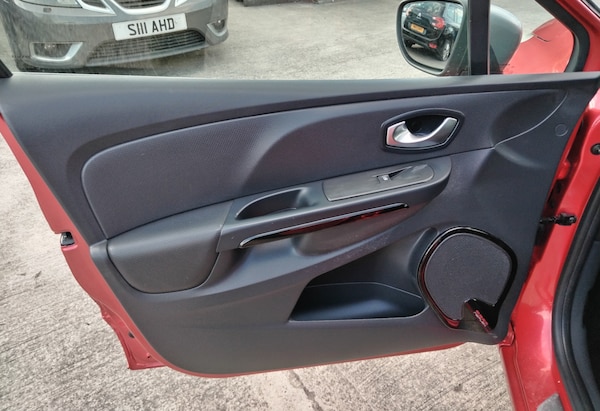 Used Renault Clio 2015 for sale - 74618087: Photo 19