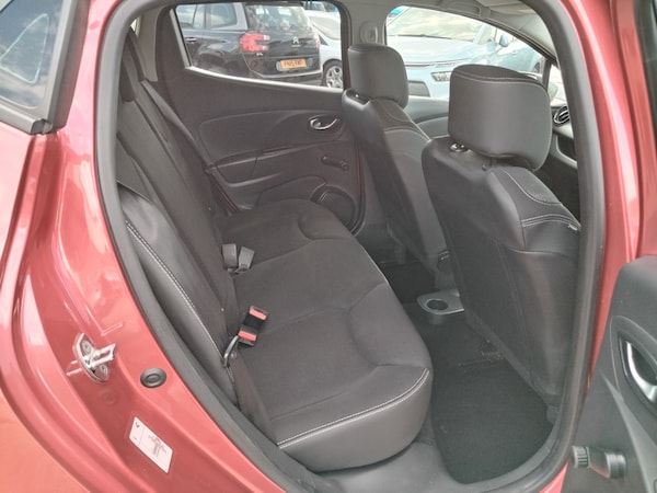 Used Renault Clio 2015 for sale - 74618087: Photo 25