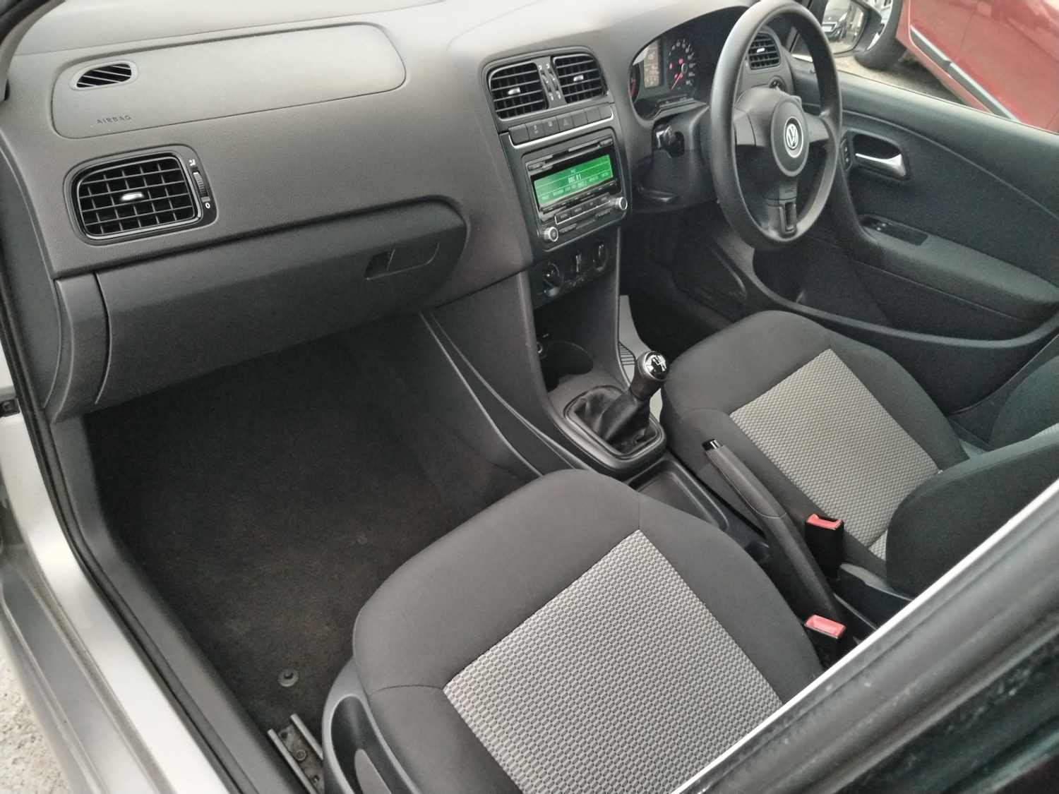 Used Volkswagen Polo 2012 for sale - 76213712: Photo 11