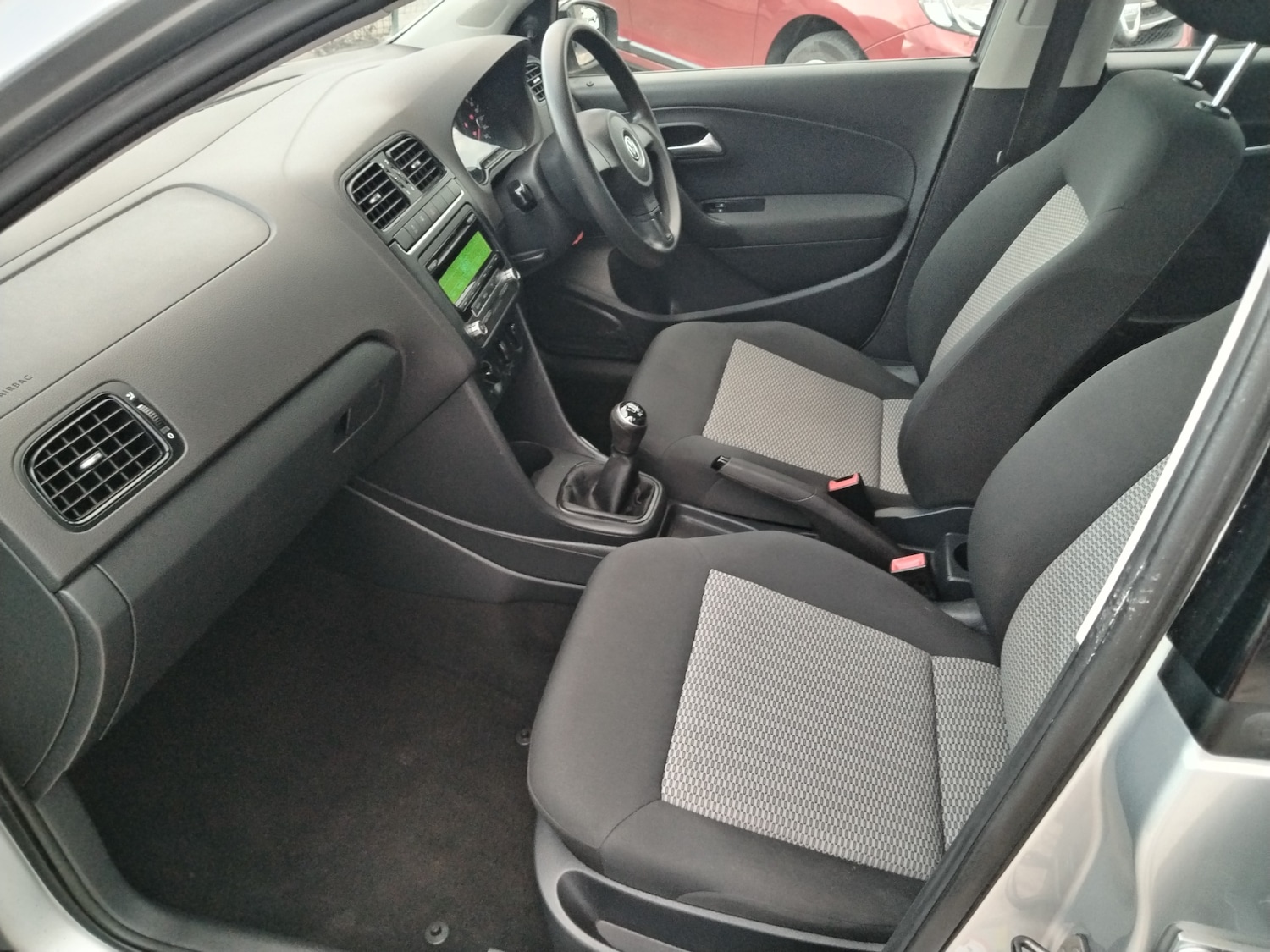 Used Volkswagen Polo 2012 for sale - 76213712: Photo 12