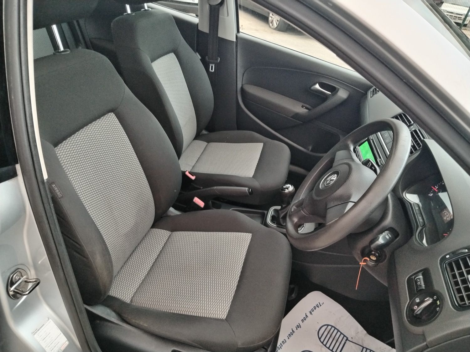 Used Volkswagen Polo 2012 for sale - 76213712: Photo 9