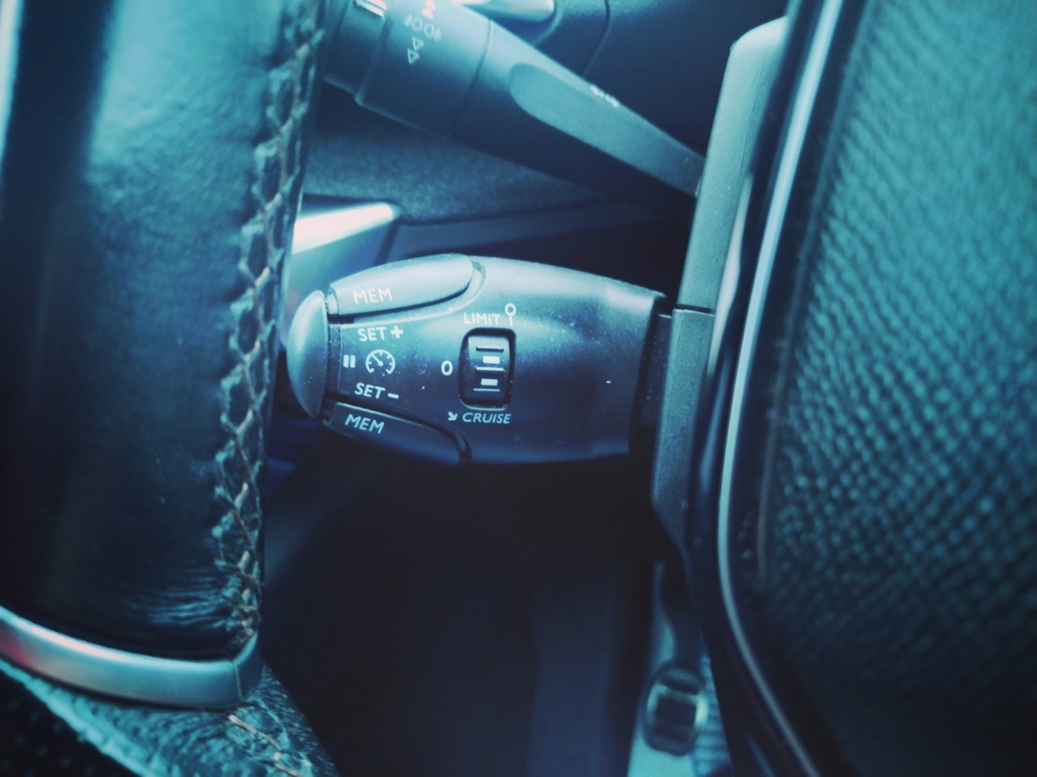 Used Peugeot 3008 2018 for sale - 77251538: Photo 24