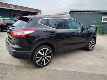 Used Nissan Qashqai 2015 for sale - 75561953: Photo