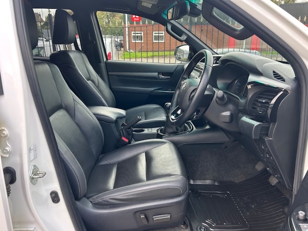 Used Toyota Hilux 2023 for sale - 76197153: Photo 10