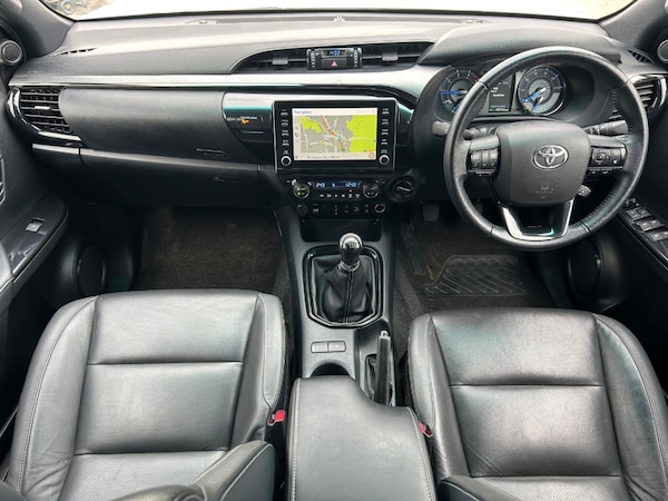 Used Toyota Hilux 2023 for sale - 76197153: Photo 31