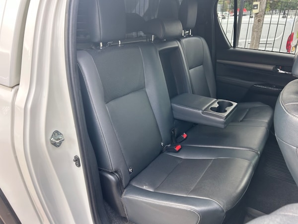 Used Toyota Hilux 2023 for sale - 76197153: Photo 38