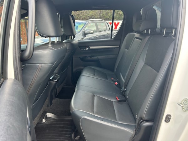 Used Toyota Hilux 2023 for sale - 76197153: Photo 43