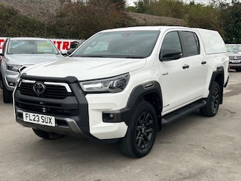 Used Toyota Hilux 2023 for sale - 76197153: Photo