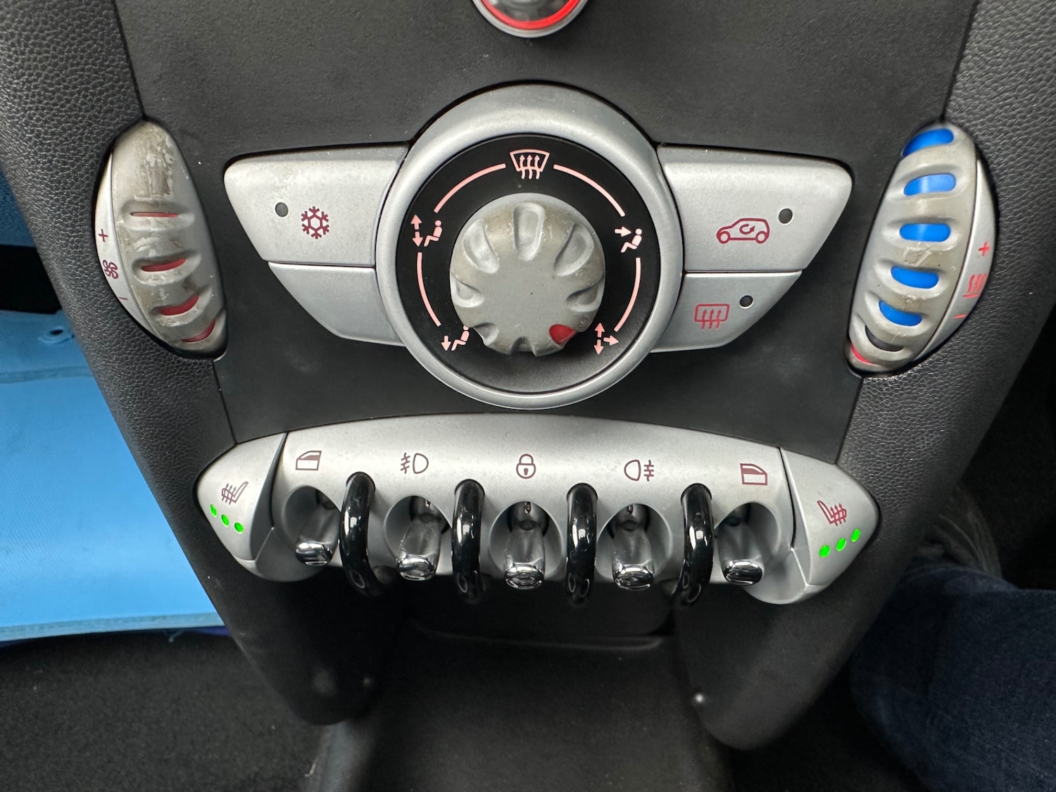 Used MINI Cooper 2007 for sale - 77568078: Photo 10