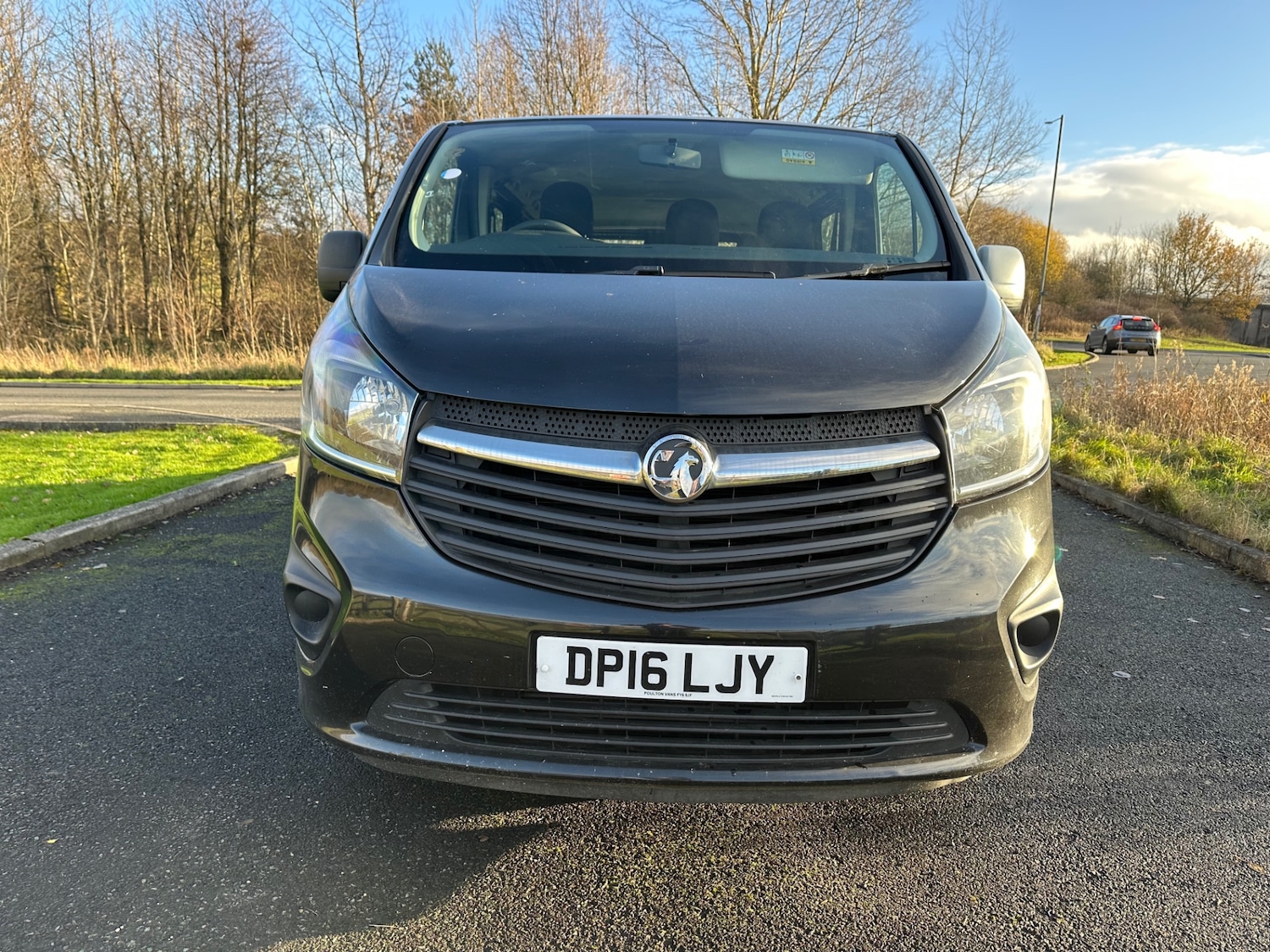 Used Vauxhall Vivaro 2016 for sale - 77568063: Photo 2