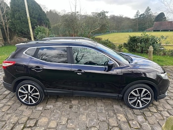 Used Nissan Qashqai 2014 for sale - 77837242: Photo