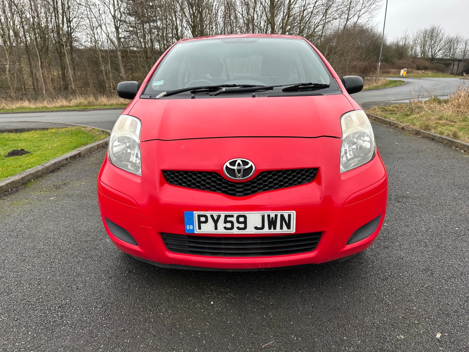 Used Toyota Yaris 2010 for sale - 77567647: Photo 2