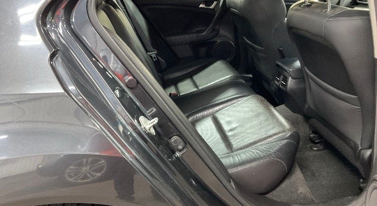 Used Honda Accord 2012 for sale - 77837233: Photo 2