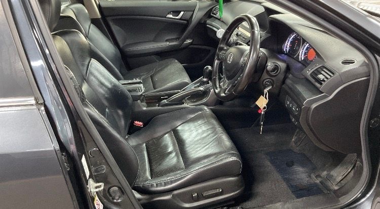 Used Honda Accord 2012 for sale - 77837233: Photo 8