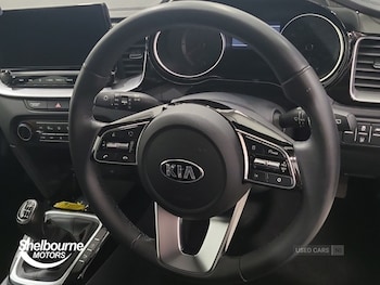 Used Kia Ceed 2021 for sale - 75601900: Photo