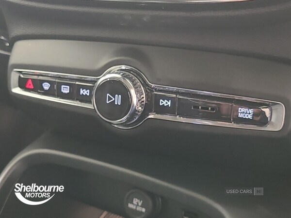 Used Volvo XC40 2020 for sale - 76240342: Photo 43
