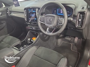Used Volvo XC40 2024 for sale - 79401766: Photo
