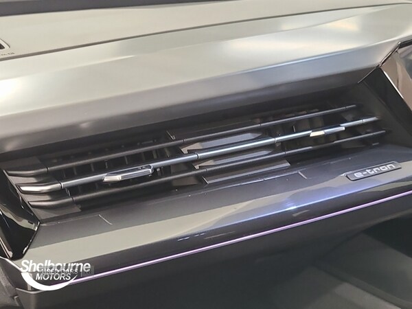 Used Audi Q4 e-tron 2022 for sale - 76123338: Photo 17