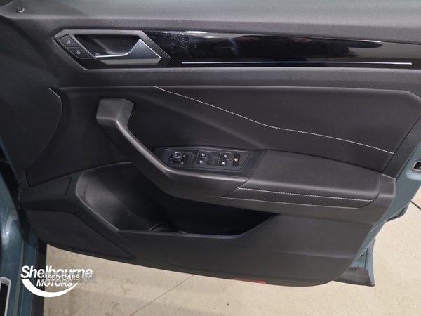 Used Volkswagen T-Roc 2023 for sale - 77551128: Photo 20