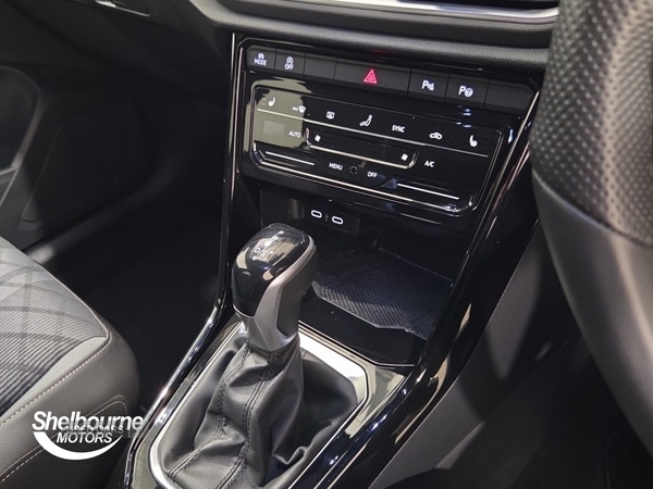 Used Volkswagen T-Roc 2023 for sale - 77551128: Photo 35