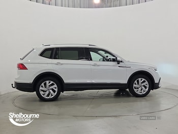 Used Volkswagen Tiguan Allspace 2023 for sale - 79396884: Photo