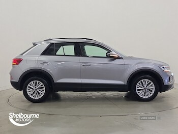 Used Volkswagen T-Roc 2023 for sale - 78879316: Photo