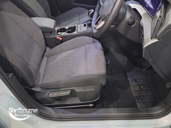 Used Volkswagen Golf 2024 for sale - 77840266: Photo 9