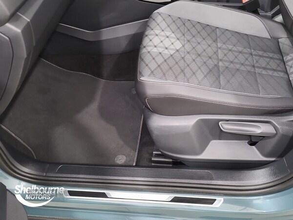 Used Volkswagen T-Roc 2023 for sale - 76825327: Photo 33