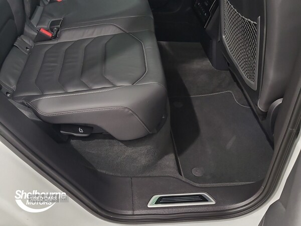 Used Volkswagen Touareg 2023 for sale - 76522627: Photo 29