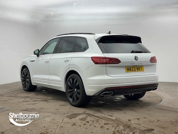 Used Volkswagen Touareg 2023 for sale - 76522627: Photo