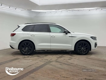 Used Volkswagen Touareg 2023 for sale - 76522627: Photo