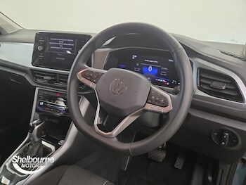 Used Volkswagen T-Roc 2024 for sale - 79170011: Photo