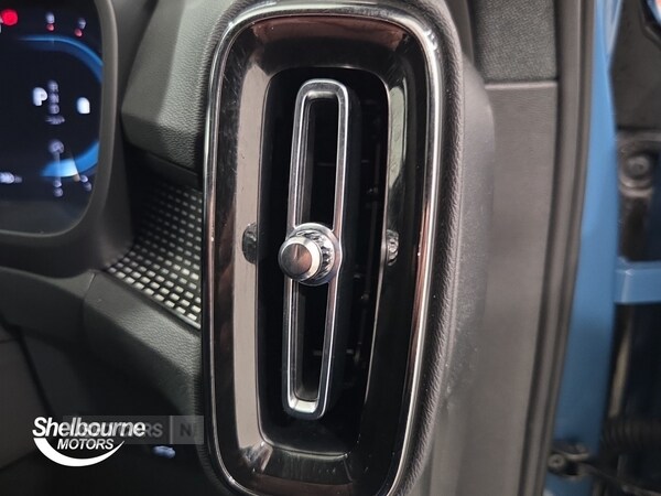 Used Volvo XC40 2025 for sale - 77659363: Photo 29