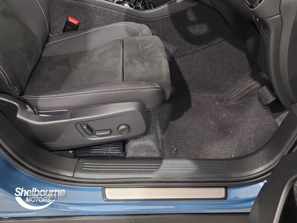 Used Volvo XC40 2025 for sale - 77659363: Photo 8