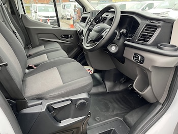 Used Ford Transit Custom 2017 for sale - 76430552: Photo